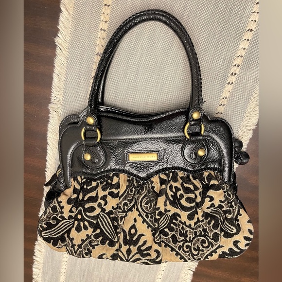 Isabella Fiore Tapestry Style Pattern Fabric and Black Patent Leather Hand bag. - Picture 3 of 8